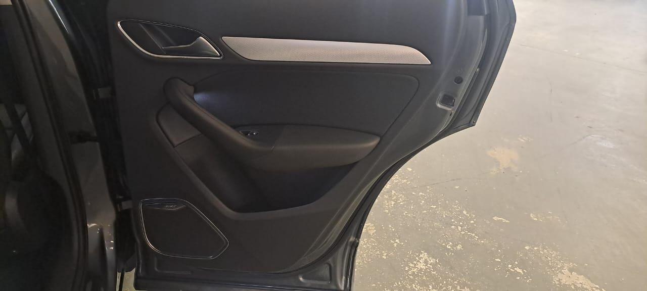 2015 Audi Q3 quattro 4dr 2.0T Technik Photo