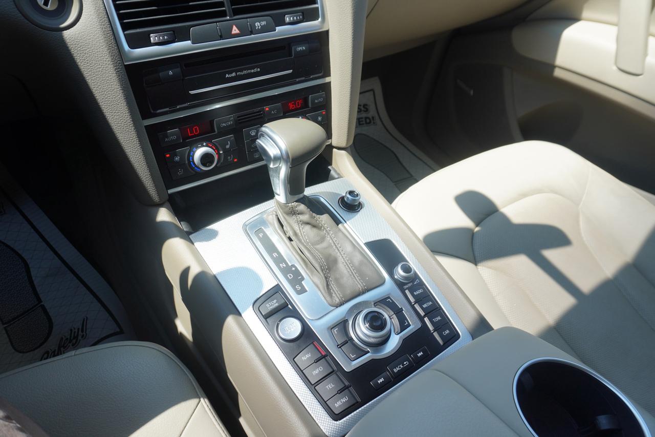 2014 Audi Q7 1 OWNER / ACCIDENT FREE / SUPERCHARGED / SPORT PACKAGE Photo