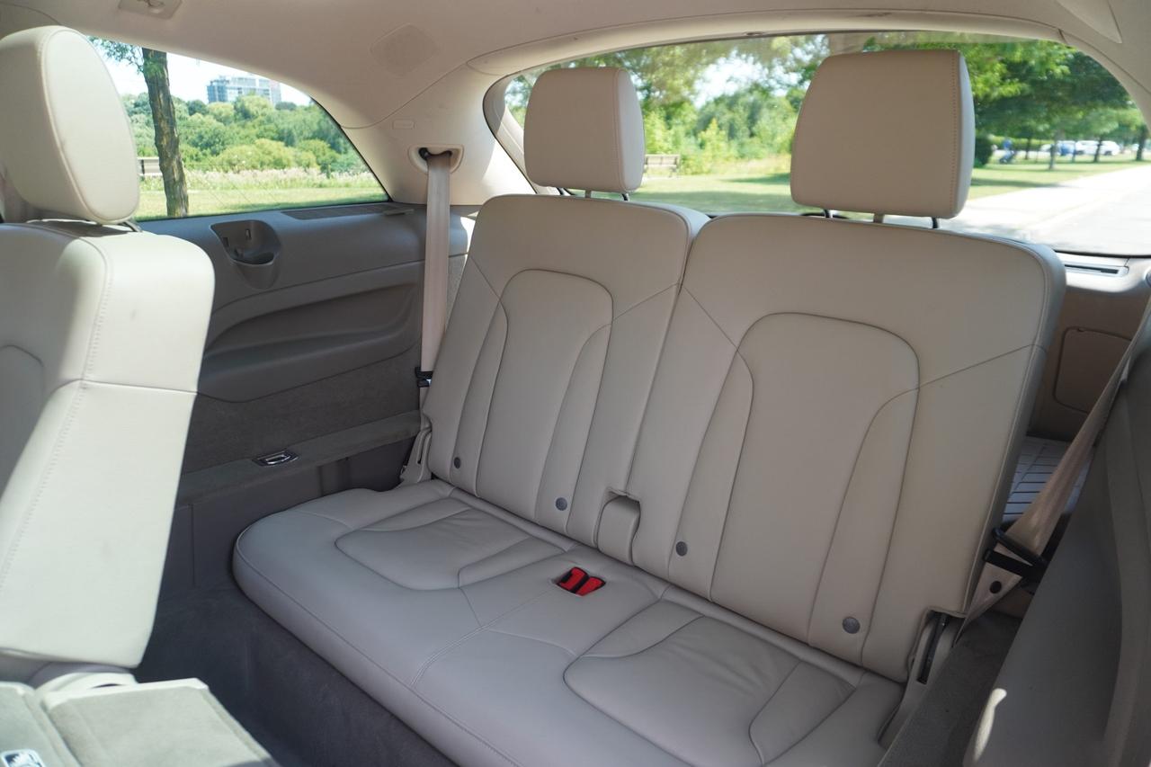 2014 Audi Q7 1 OWNER / ACCIDENT FREE / SUPERCHARGED / SPORT PACKAGE Photo