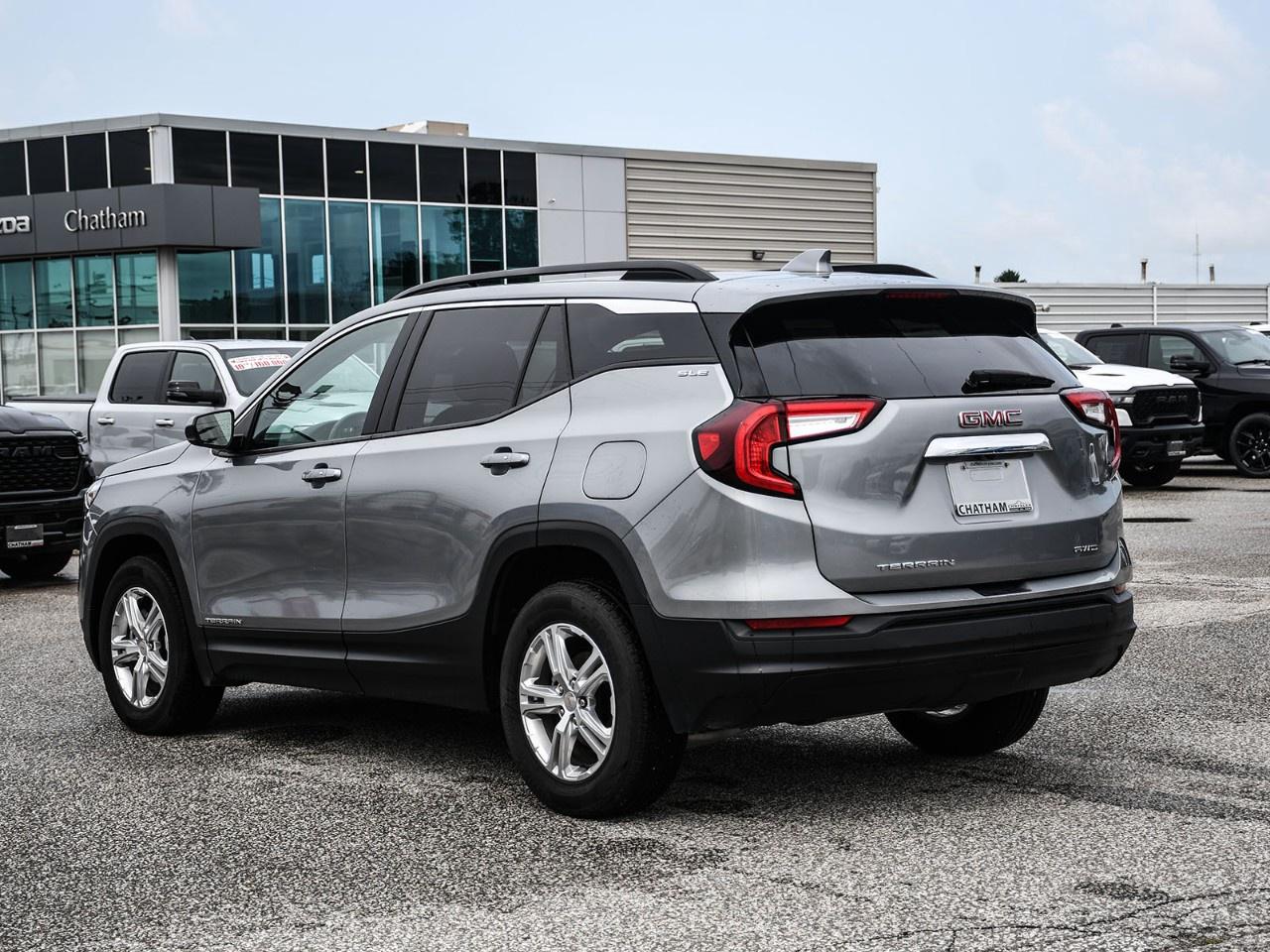 2024 GMC Terrain AWD SLE Photo