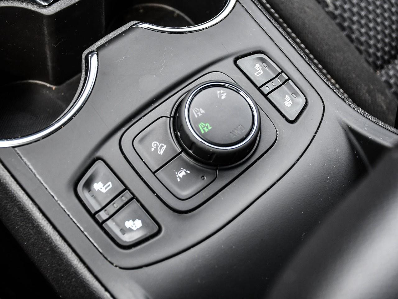 2024 GMC Terrain AWD SLE Photo