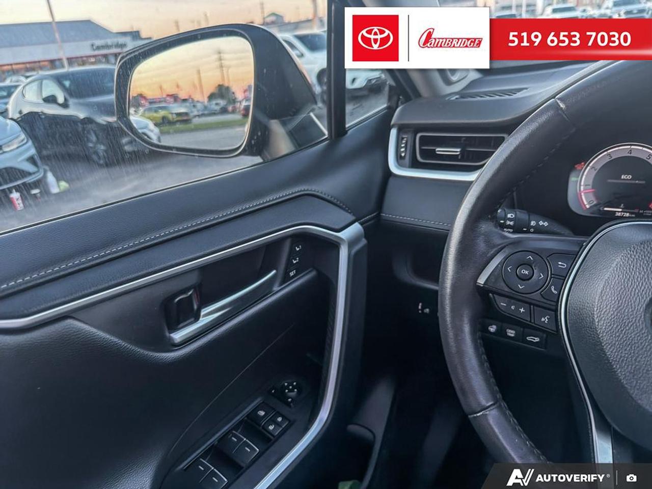 2025 Toyota RAV4 LIMITED  Photo