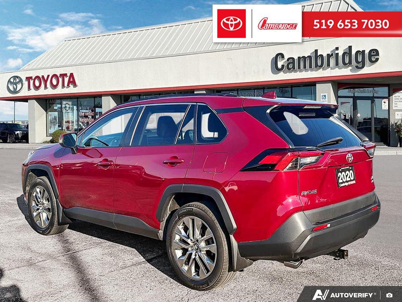 2020 Toyota RAV4 XLE Photo3