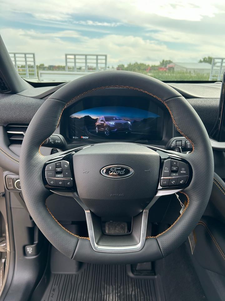 2026 Ford Explorer TREMOR 4WD 800A Photo