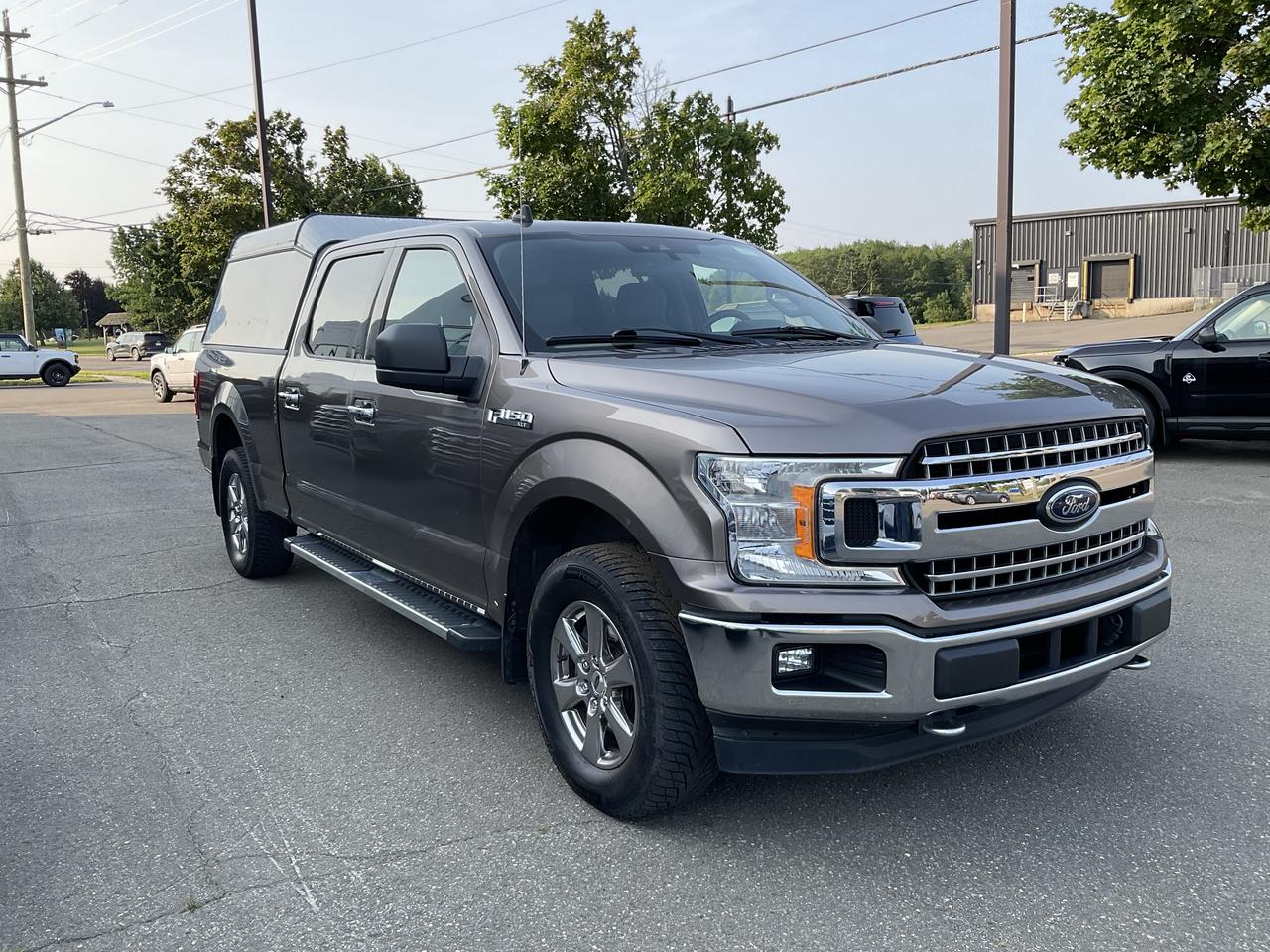 2019 Ford F-150 XLT Photo2