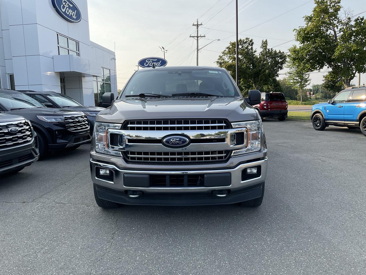 2019 Ford F-150 XLT Photo1
