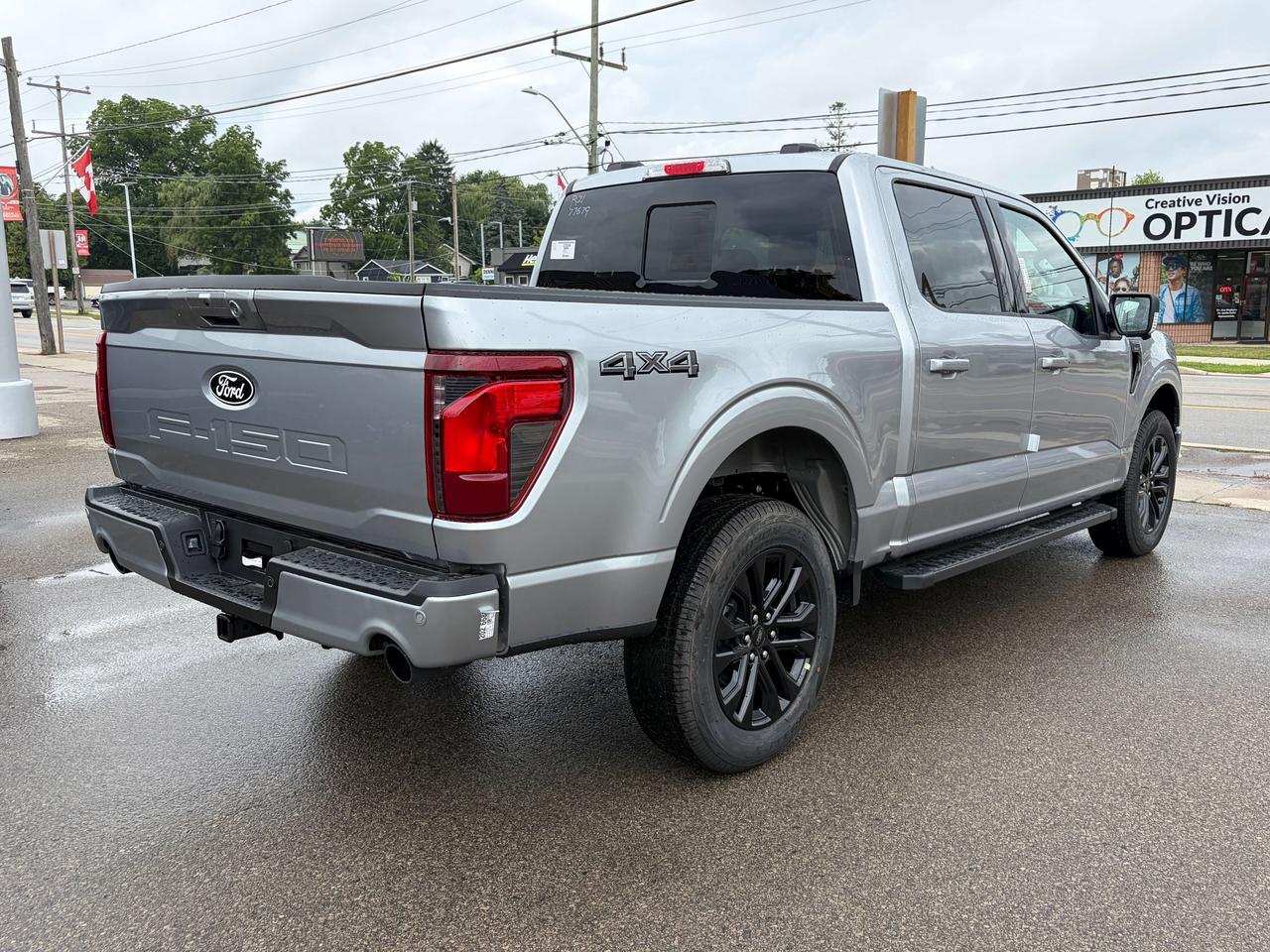 2026 Ford F-150 XLT 4WD SuperCrew 5.5' Box Photo4