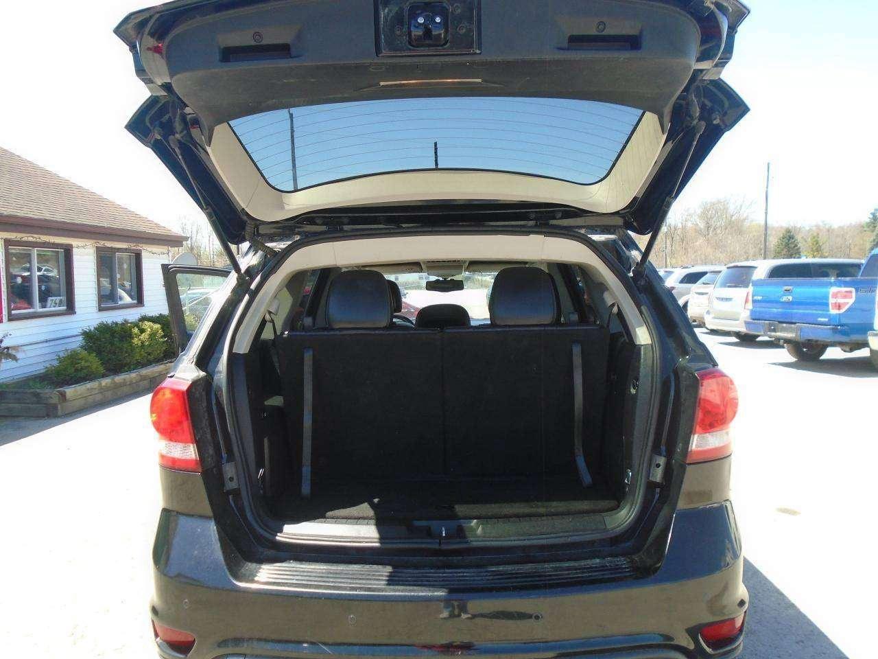 2017 Dodge Journey AWD 4dr GT 7 PASS. Photo