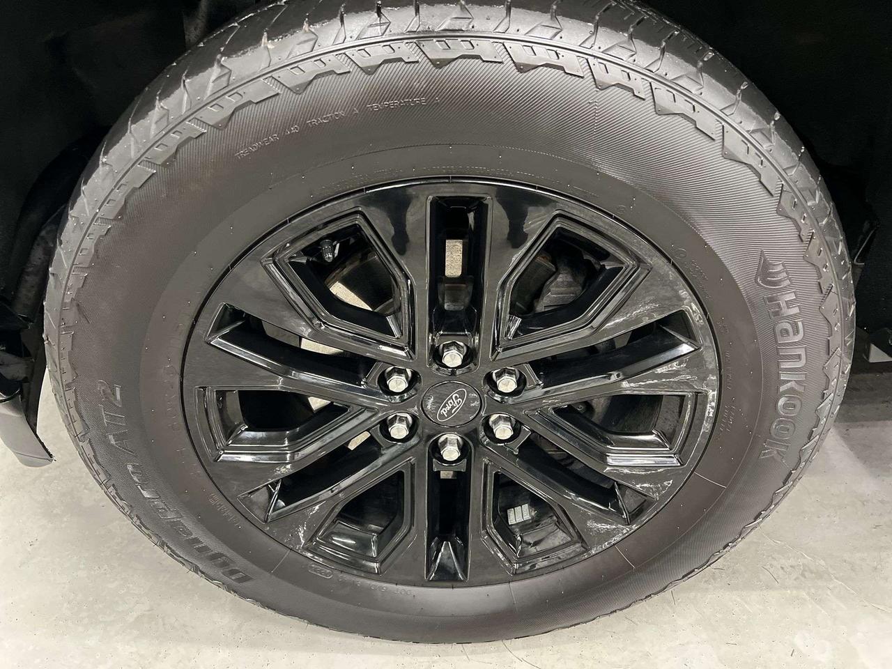2024 Ford F-150 HYBRID LARIAT 4X4 | CREW | LEATHER | PANO ROOF Photo