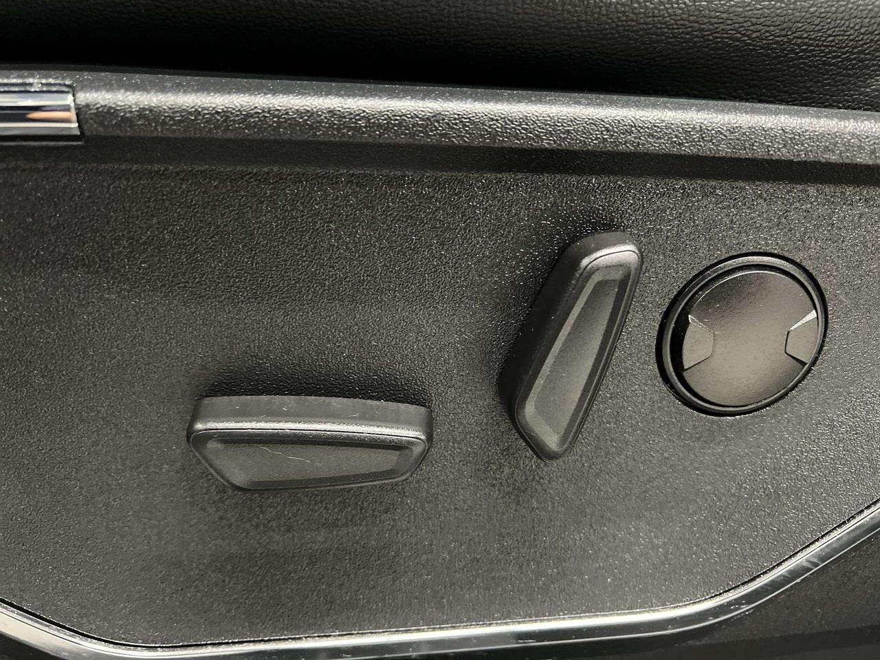 2024 Ford F-150 HYBRID LARIAT 4X4 | CREW | LEATHER | PANO ROOF Photo