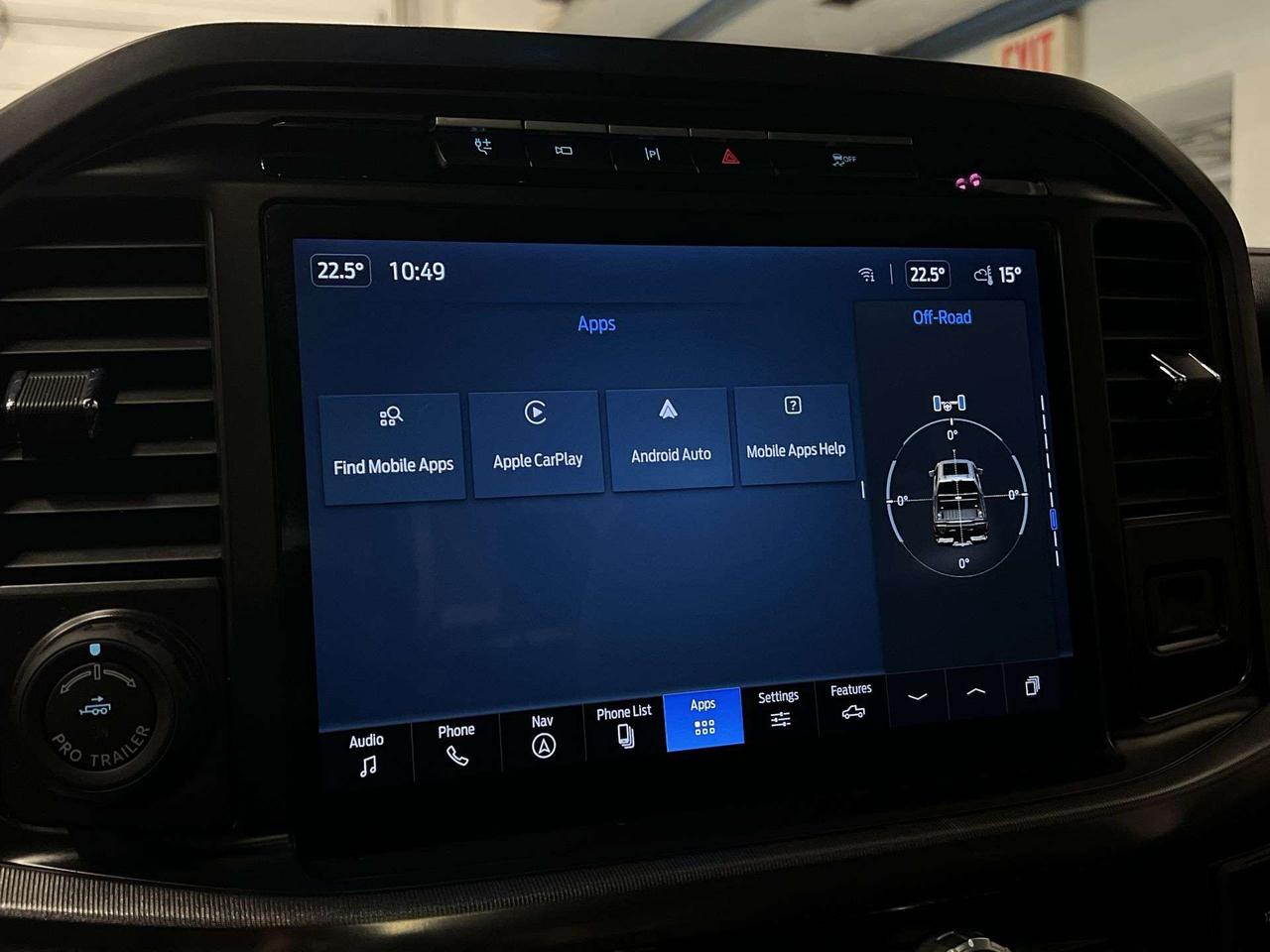 2024 Ford F-150 HYBRID LARIAT 4X4 | CREW | LEATHER | PANO ROOF Photo