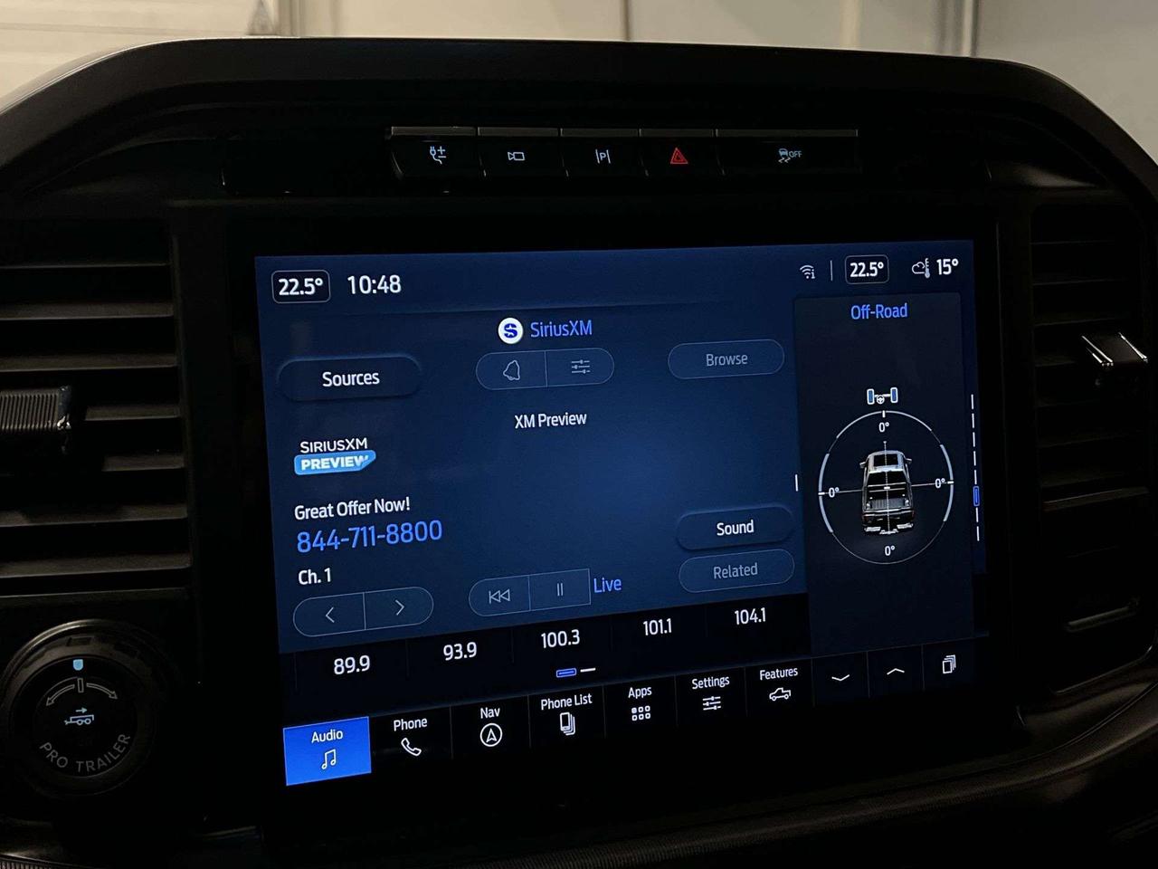 2024 Ford F-150 HYBRID LARIAT 4X4 | CREW | LEATHER | PANO ROOF Photo