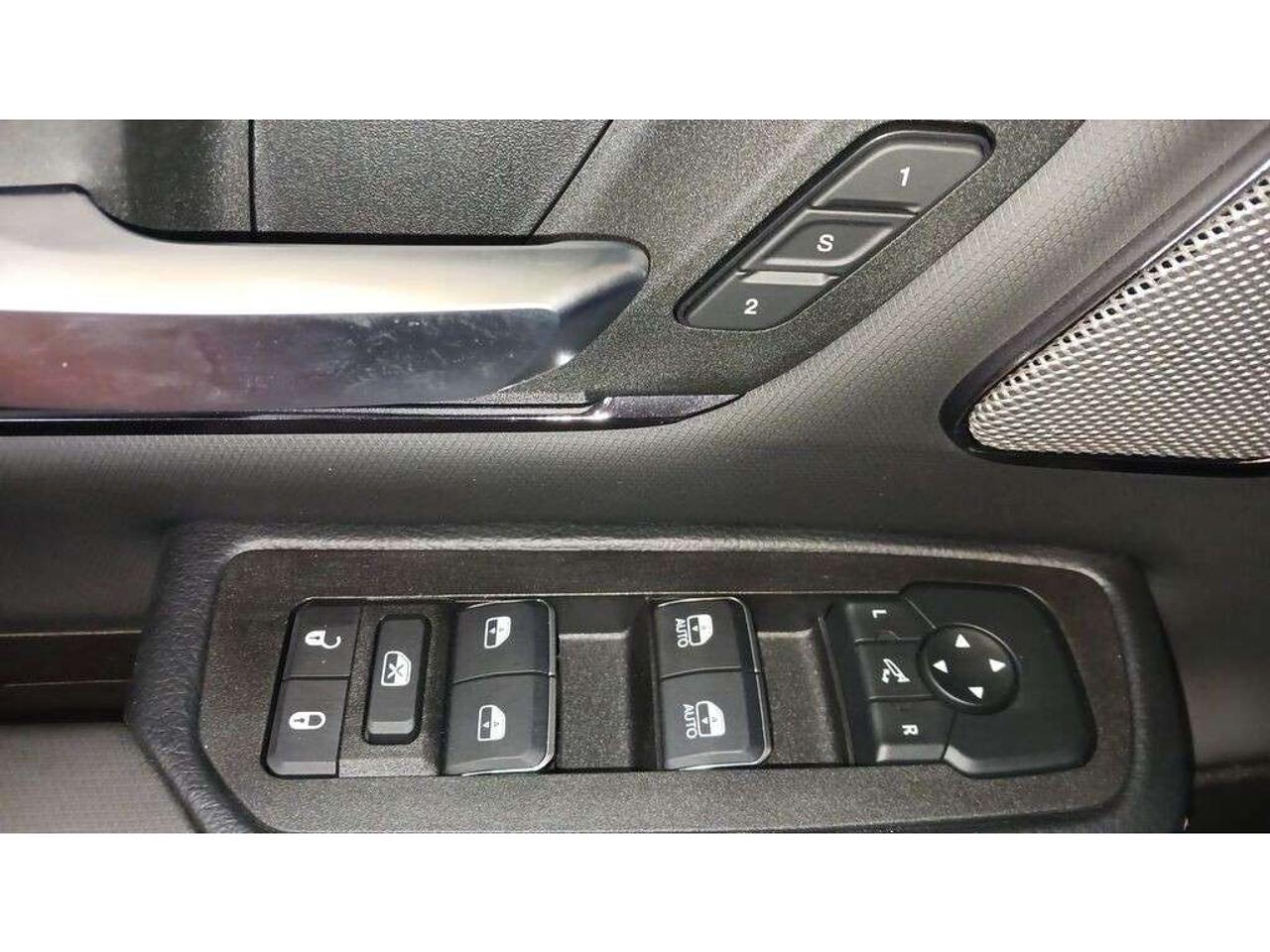 2026 RAM 1500 Sport 4x4 Crew Cab 5'7 Box Photo