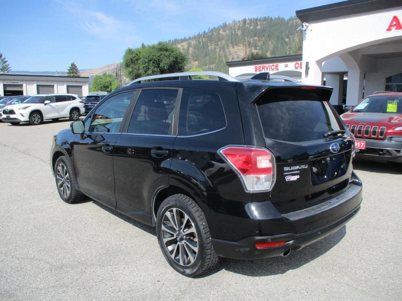 2017 Subaru Forester 2.0XT LIMITED W/TECH Photo