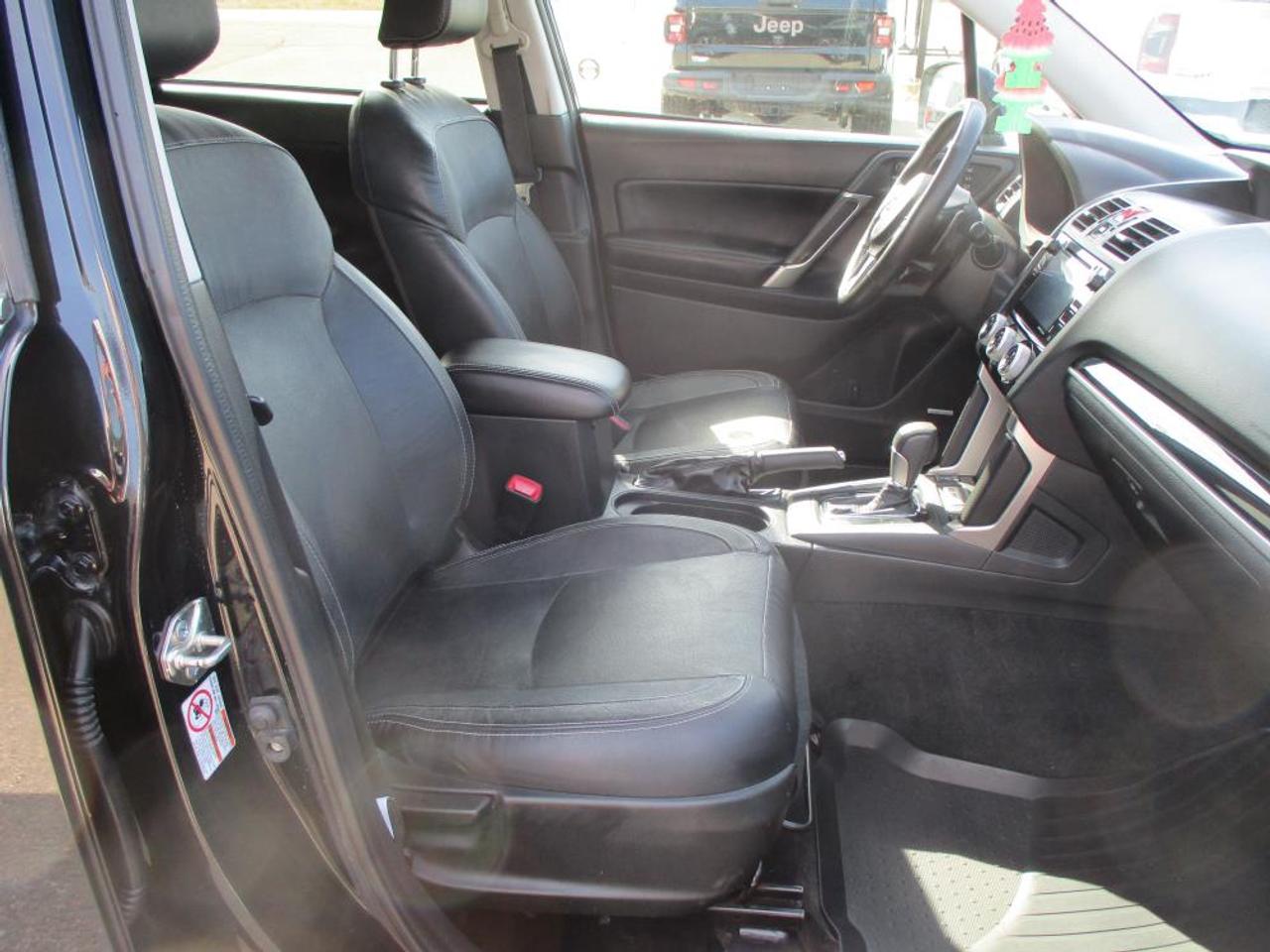 2017 Subaru Forester 2.0XT LIMITED W/TECH - Photo #12