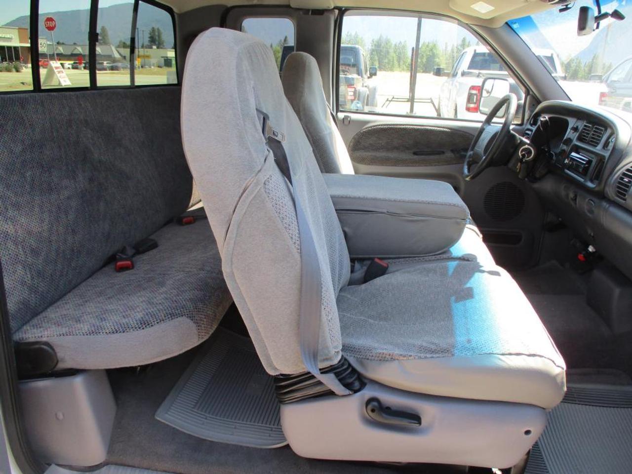 2001 Dodge Ram 2500 CUMMINS SLT RWD - Photo #12