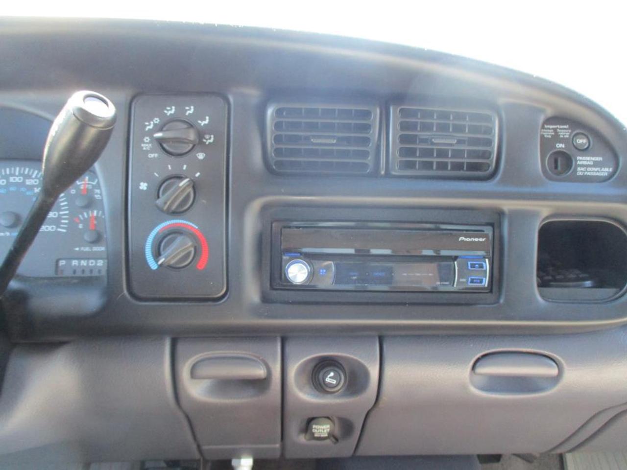2001 Dodge Ram 2500 CUMMINS SLT RWD Photo