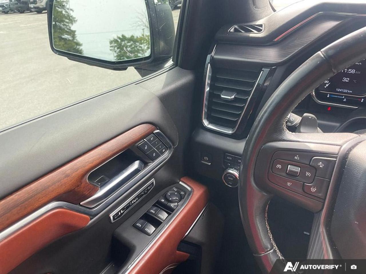 2024 GMC Sierra 1500 Denali Ultimate  - Sunroof Photo