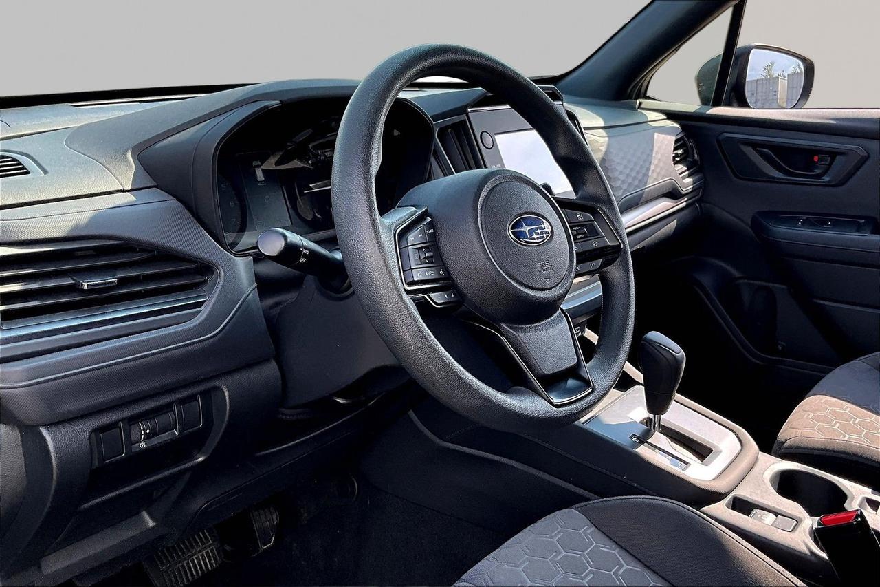 2025 Subaru Forester | AWD | 4CYL | HEATED SEATS | APPLE CAR PLAY | NOR Photo1