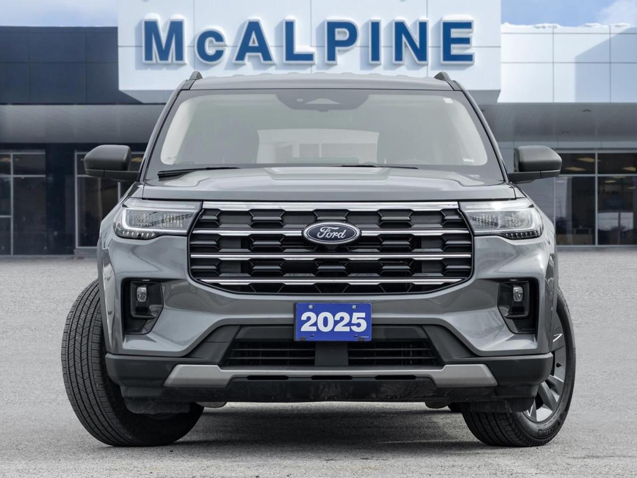 2025 Ford Explorer XLT Photo