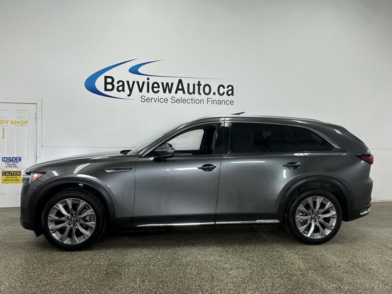 2025 Mazda CX-90 MHEV GT AWD - PANORAMIC/LEATHER/NAVI/ROOF/1 OWNER! Photo3