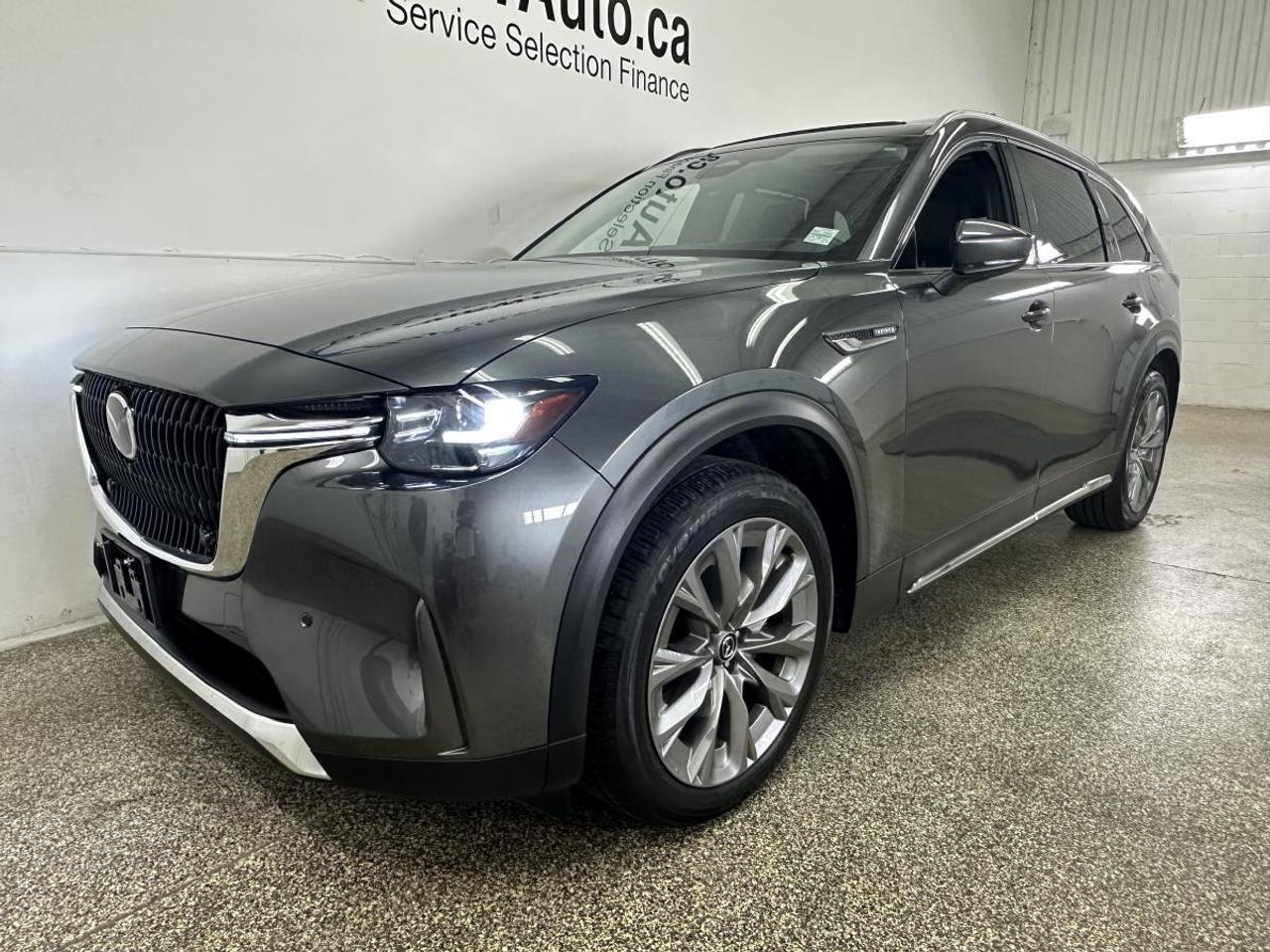 2025 Mazda CX-90 MHEV GT AWD - PANORAMIC/LEATHER/NAVI/ROOF/1 OWNER! Photo