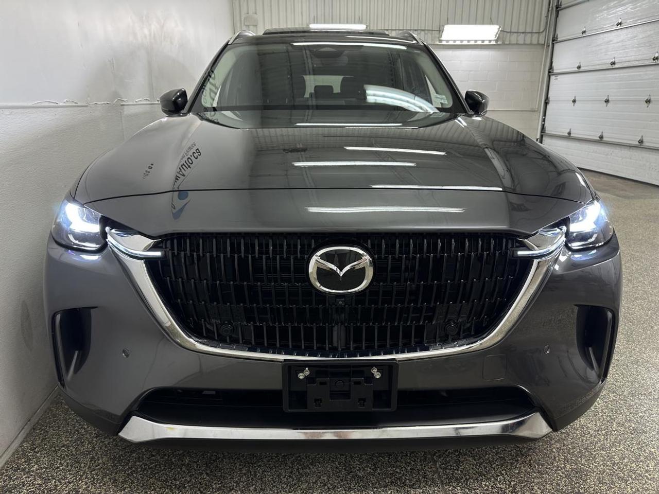 2025 Mazda CX-90 MHEV GT AWD - PANORAMIC/LEATHER/NAVI/ROOF/1 OWNER! Photo5