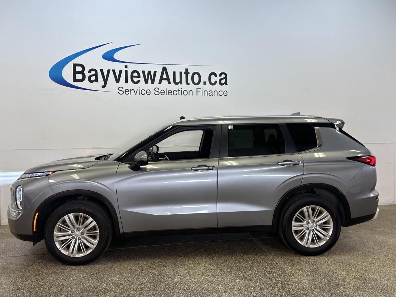 2024 Mitsubishi Outlander LE AWD - 7 PASS/LEATHER/TRIM/PANORAMIC/NAVI! Photo3