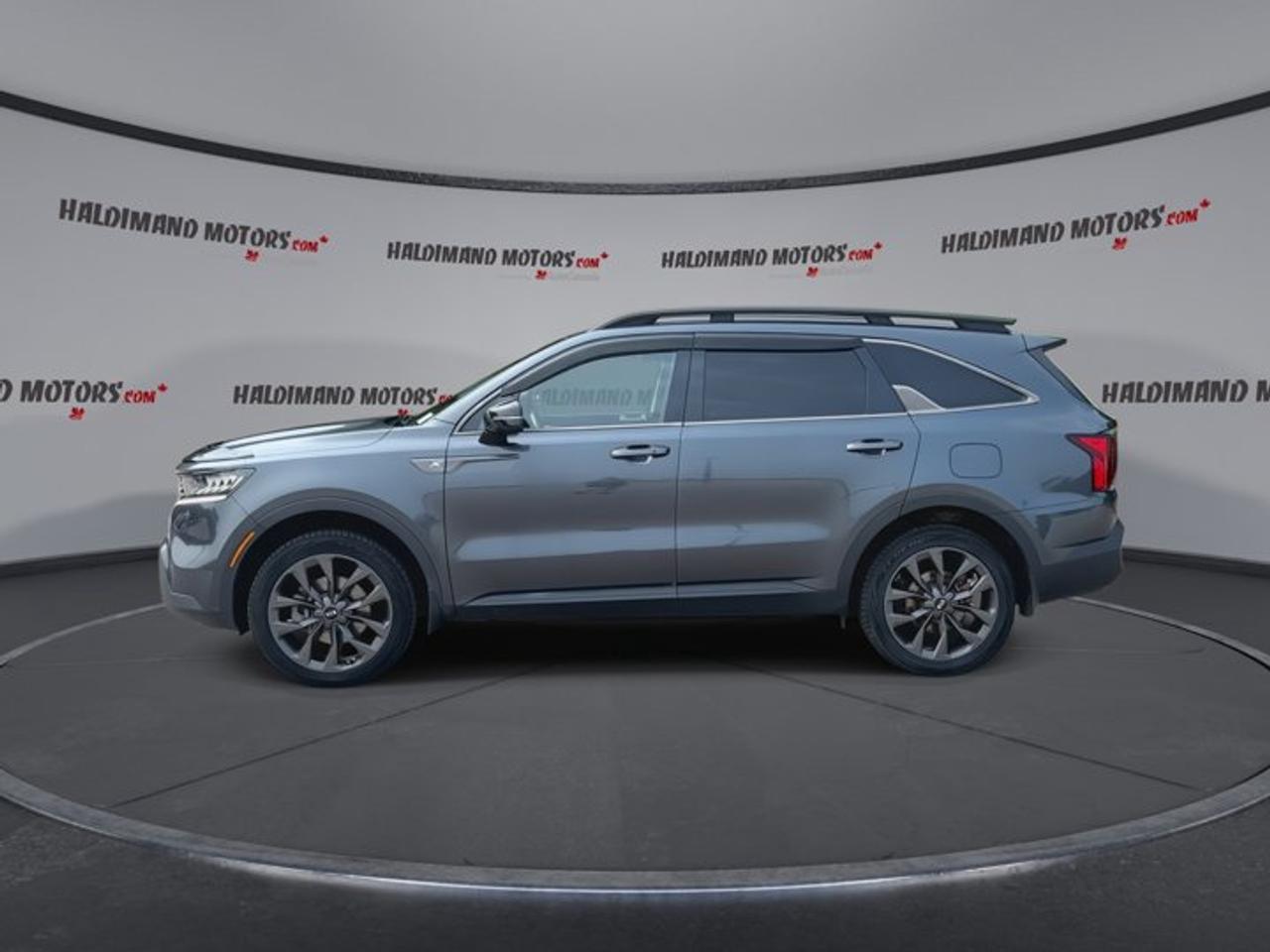 2021 Kia Sorento X-Line AWD | One Owner | No Accidents | Heated Steering Photo4