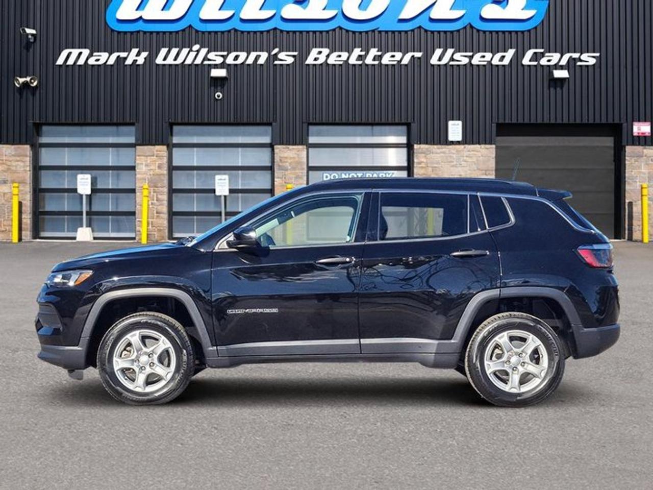 2022 Jeep Compass Sport 4x4 | Heated Seats | Reverse Cam | Carplay + Android Auto | Roof Rails | and More ! Photo1