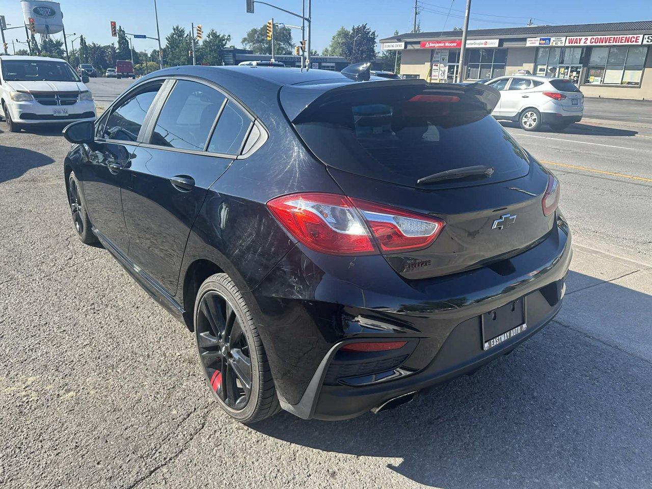 2018 Chevrolet Cruze LT Photo