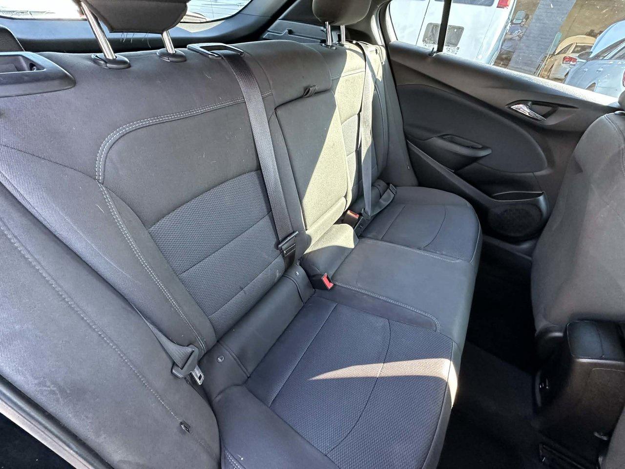 2018 Chevrolet Cruze LT - Photo #11