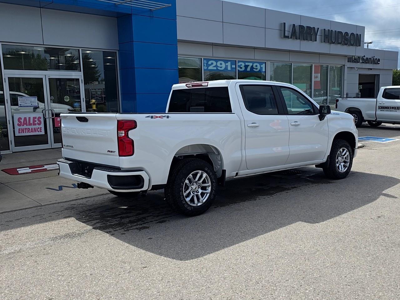 2026 Chevrolet Silverado 1500 Crew Cab Short Box 4-Wheel Drive RST Photo