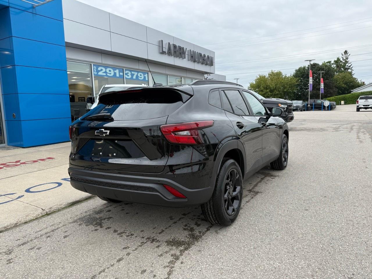2026 Chevrolet Trax Fwd 4dr Lt Photo