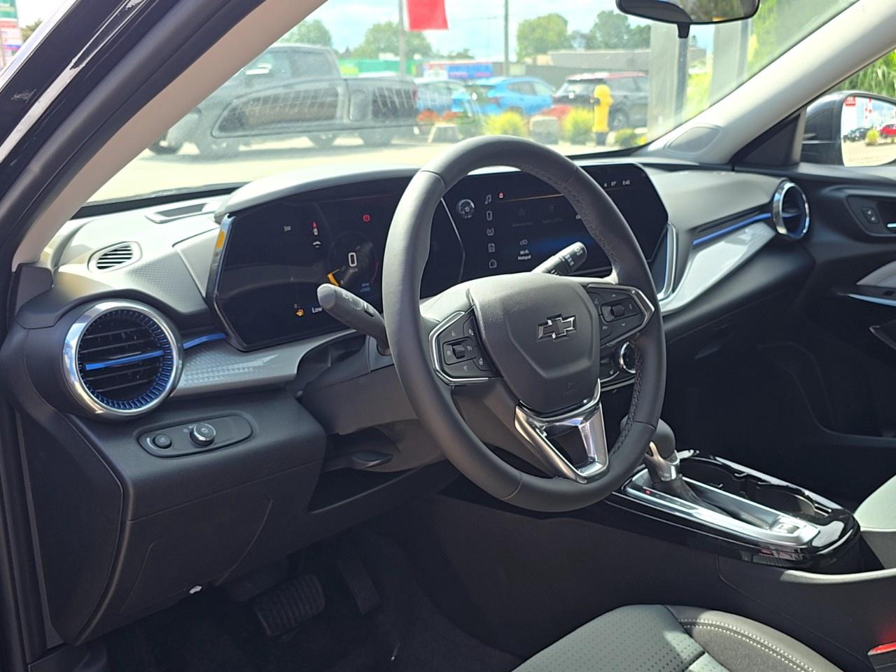 2026 Chevrolet Trax Fwd 4dr Lt Photo