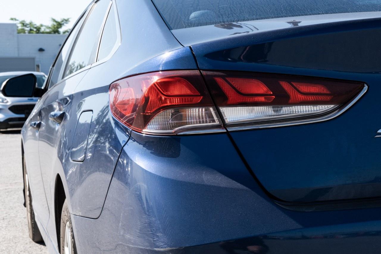 2019 Hyundai Sonata 2.4L Essential Photo