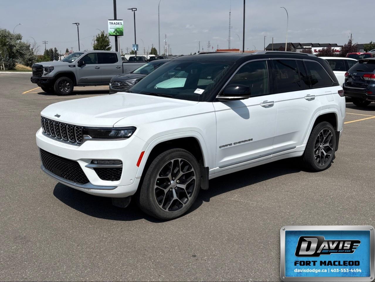 Used 2023 Jeep Grand Cherokee Summit Reserve 4x4 for sale in Fort Macleod, AB