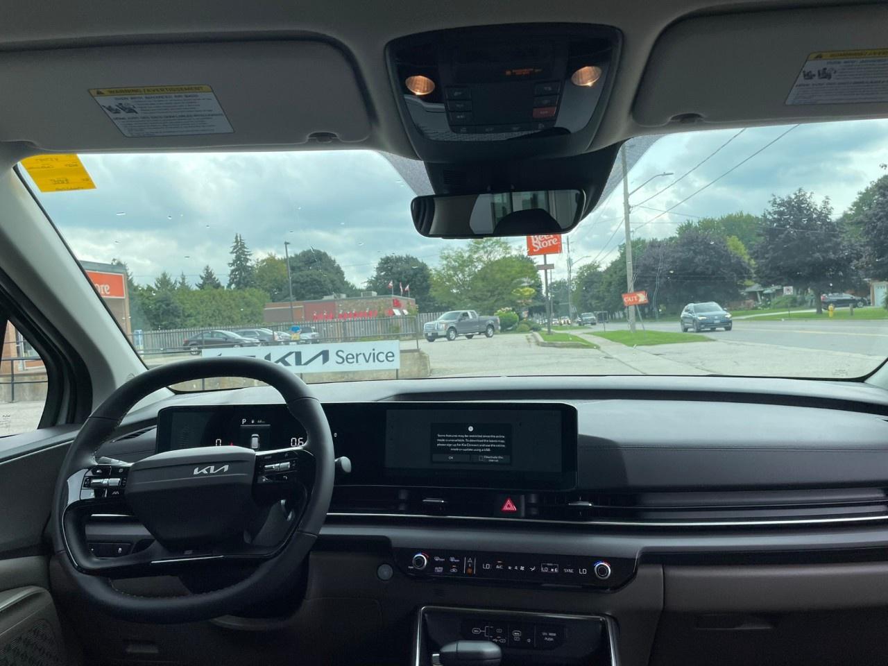 2027 Kia Carnival EX FWD Photo