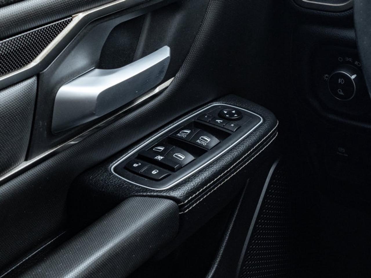 2020 RAM 1500 SPORT Photo