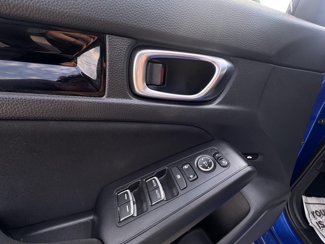 2022 Honda Civic EX Photo