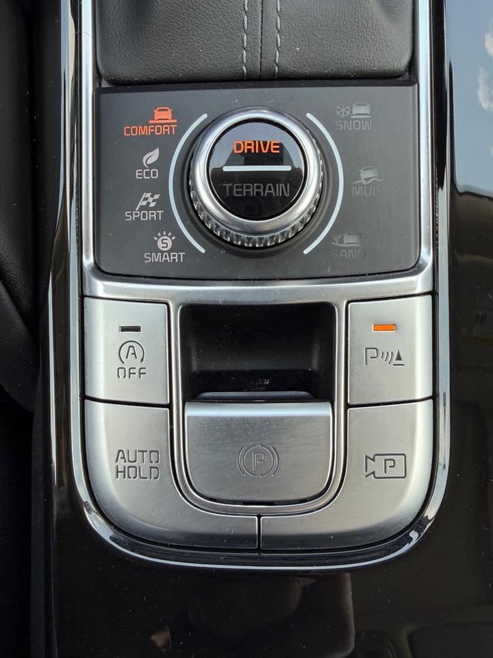 2025 Kia Telluride SX Photo