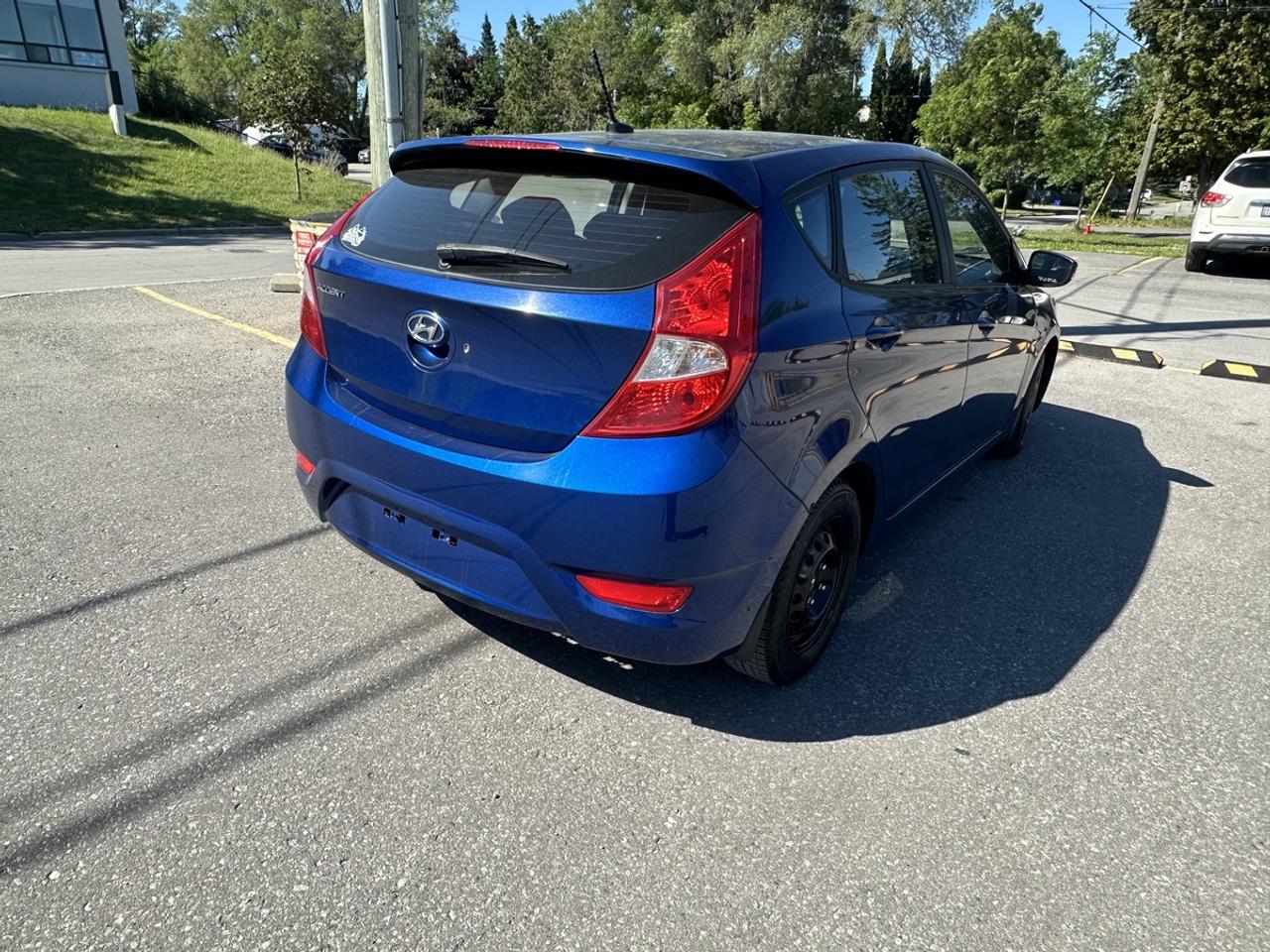 2016 Hyundai Accent SPORT Photo