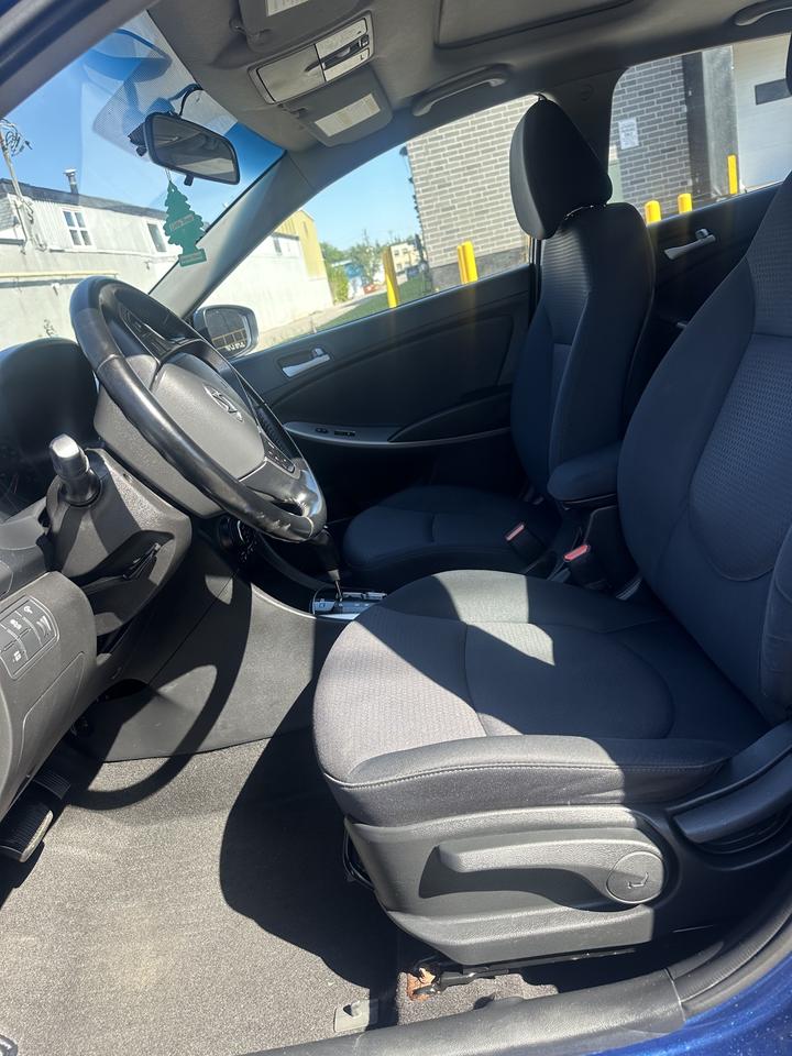 2016 Hyundai Accent SPORT Photo