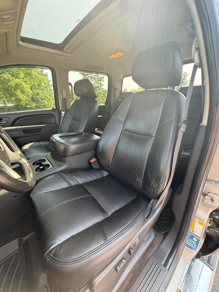 2013 Chevrolet Silverado 3500 HD LTZ Photo