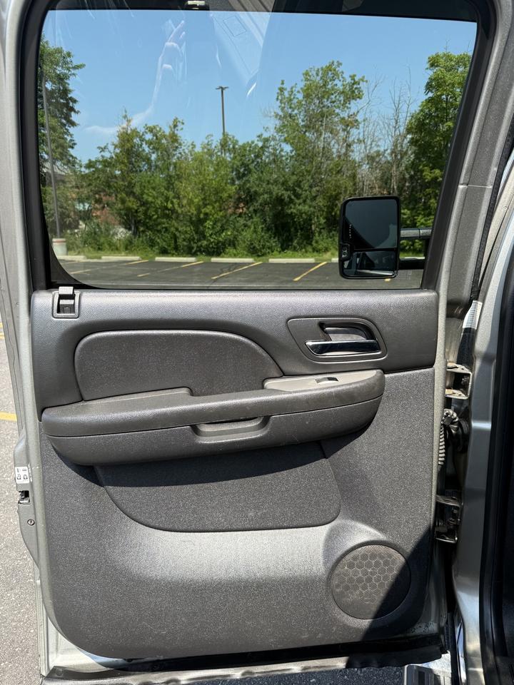 2013 Chevrolet Silverado 3500 HD LTZ Photo