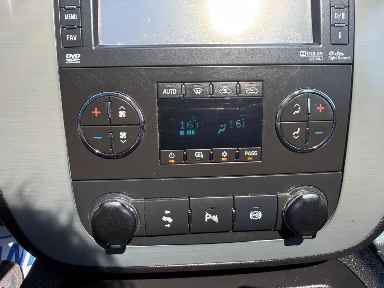 2013 Chevrolet Silverado 3500 HD LTZ Photo