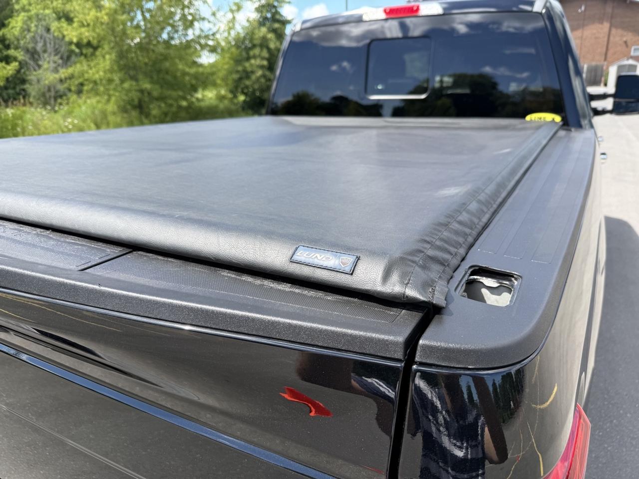 2017 Ford F-250 LARIAT Photo
