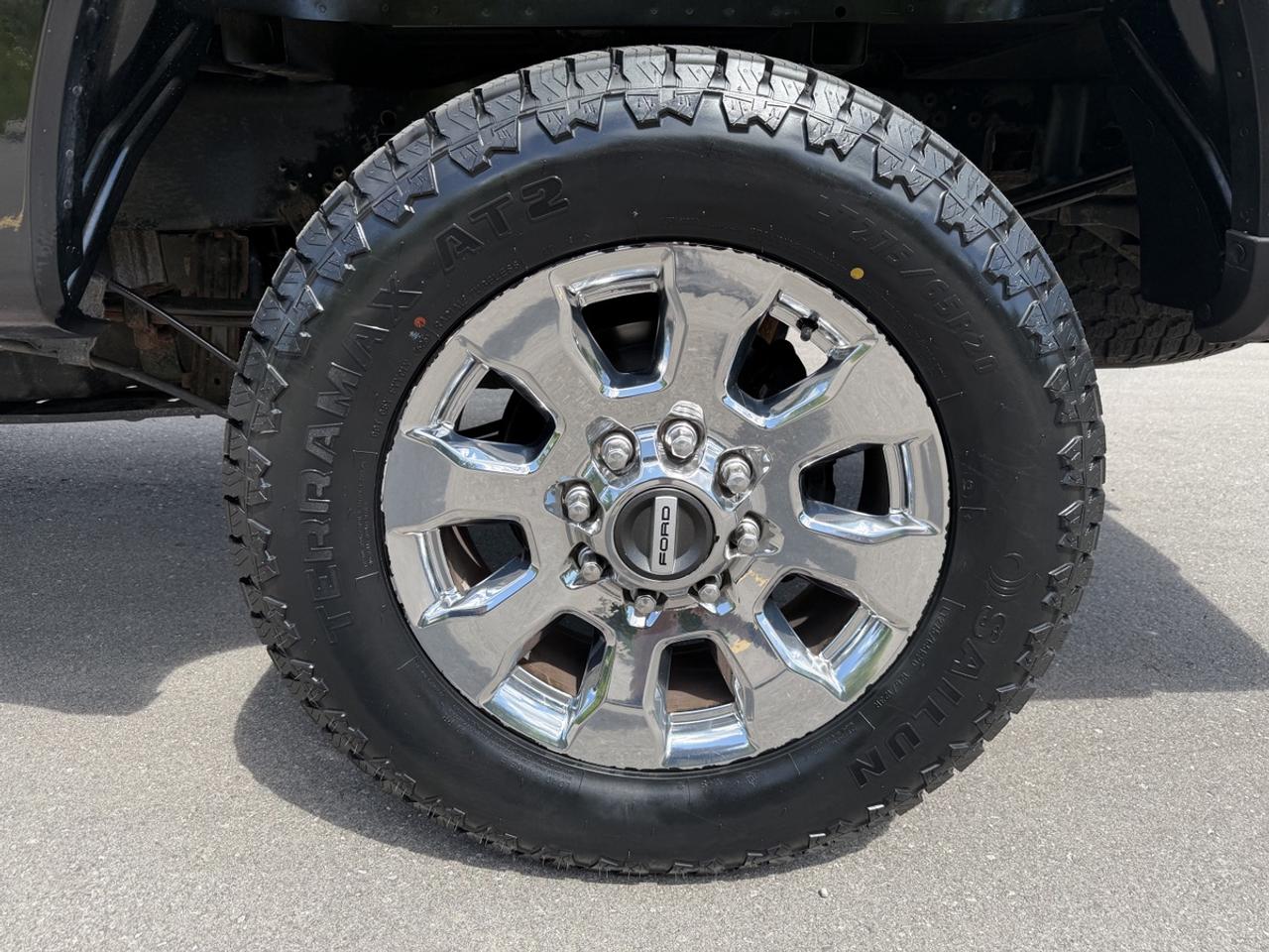 2017 Ford F-250 LARIAT Photo