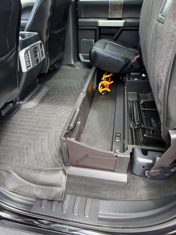 2017 Ford F-250 LARIAT Photo