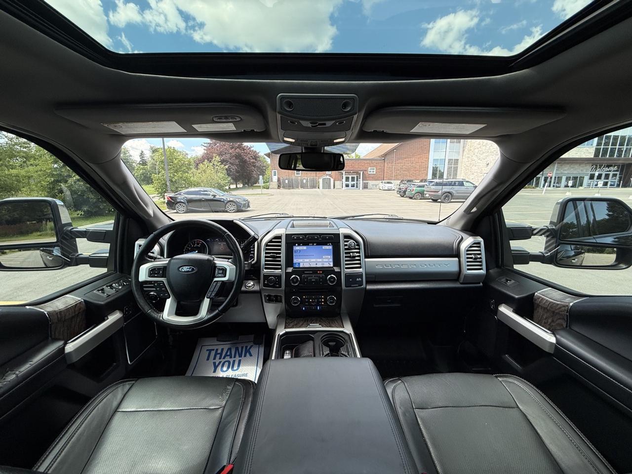 2017 Ford F-250 LARIAT Photo